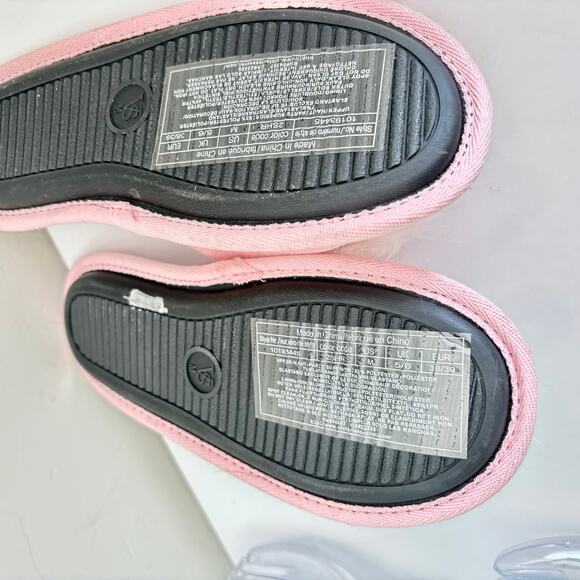 NWT Victorias\'s Secret Velvet Pom Pom Slippers Retro Glam M - Picture 8 of 8